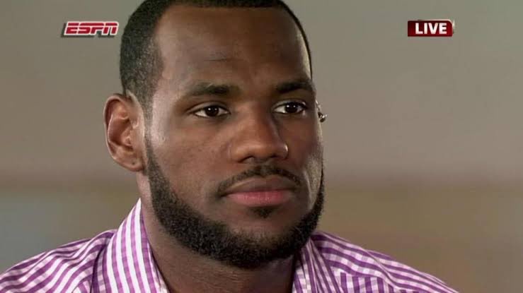 BiscSport23's tweet image. BREAKING: @BiscSport23 WILL BE ANNOUNCING HIS CHOICE OF FC AT 2:00 P.M EST IN WHAT WILL BE KNOWN AS “THE DECISION X BISC” SPECIAL IN HONOR OF @KingJames 

Sources tell @ShamsCharania and ESPN