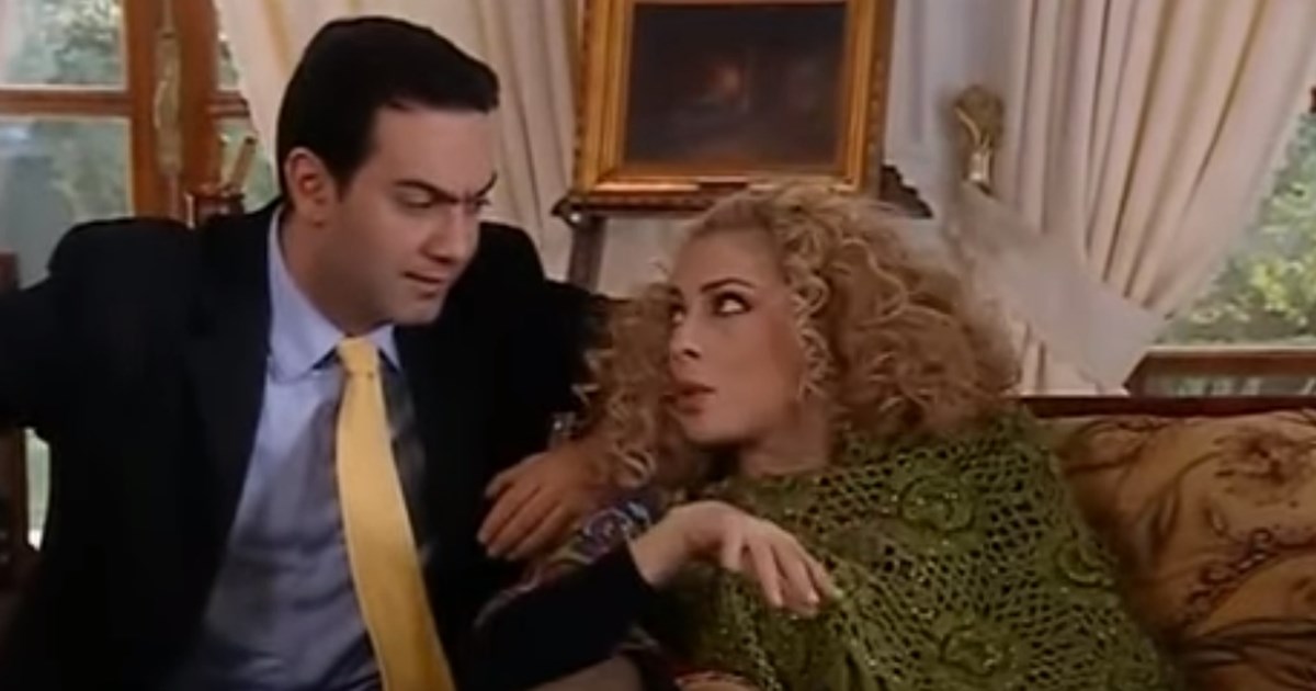 Akommatik's tweet image. ΣΟΚ!
Η ξαδέρφη του Νίκου αγοράζει το Big Brother και δίνει το έπαθλο στον ξάδερφο της!

#BigBrotherGR