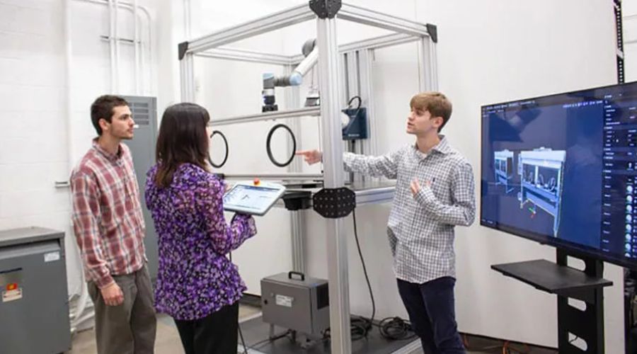 Engineers at Arizona State University and the University of Michigan are establishing a Center for Digital Twins in Manufacturing. Read the news. 🔗 assemblymag.com/articles/99439…

Photo courtesy Arizona State University
#digitaltwin #manufacturing