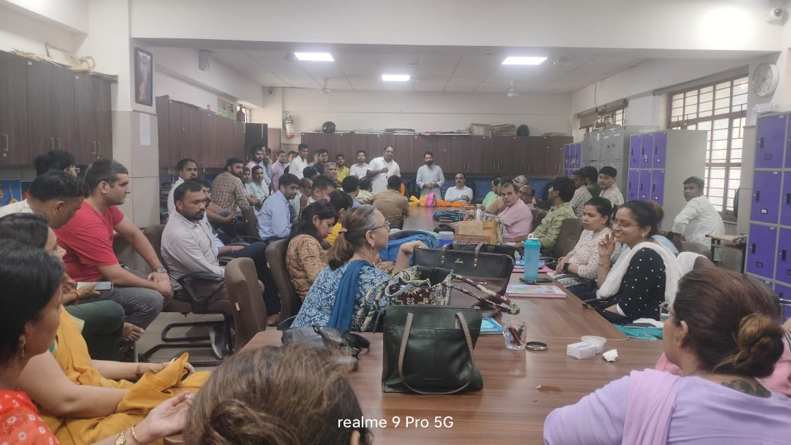 प्रगतिशील शिक्षक न्याय मंच,दिल्ली @PSNM tweet media