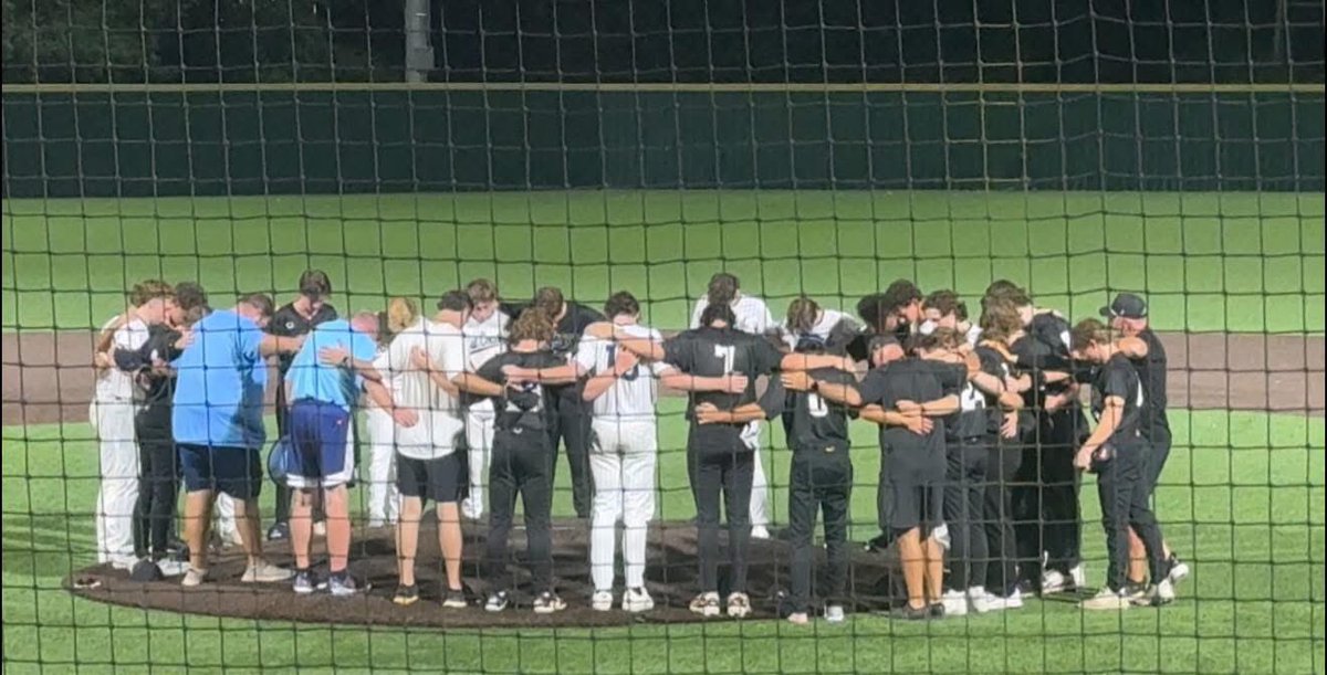 Steve Barrington (@coachb_36) on Twitter photo I’m thankful for another summer to coach and be a part of <a href="/eastcoastbball/">East Coast Sox Baseball</a> and it’s organization.
It was a fun summer & amazing to see guys from 5 states come together so quickly & play as ONE. They are good players but even better teammates to each other.
Ecclesiastes 4:9-10 I’m thankful for another summer to coach and be a part of <a href="/eastcoastbball/">East Coast Sox Baseball</a> and it’s organization.
It was a fun summer & amazing to see guys from 5 states come together so quickly & play as ONE. They are good players but even better teammates to each other.
Ecclesiastes 4:9-10