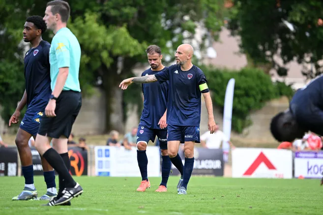 lyonne_fr's tweet image. Suivez la rencontre amicale entre le @ClermontFoot et l'@AJA en direct vidéo
>>lyonne.fr/clermont-ferra…