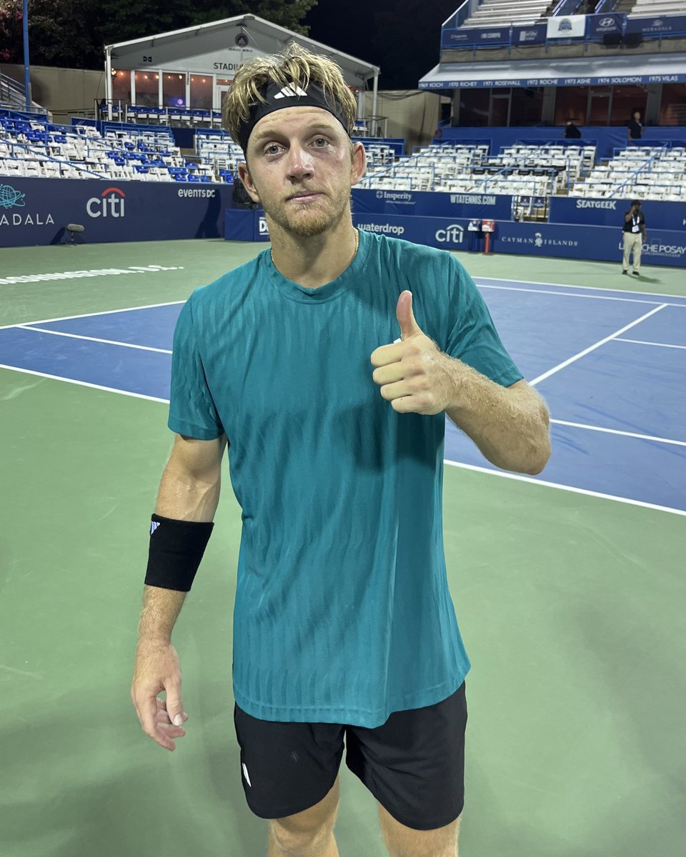 Waluigi IRL tweet media