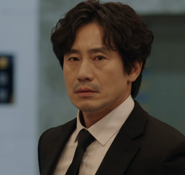 tlskrbswhdk's tweet image. 상복 이동식 ㅇㅈ합니다
음기탱천 미쳣슨
귀신: 들렸다 가요~