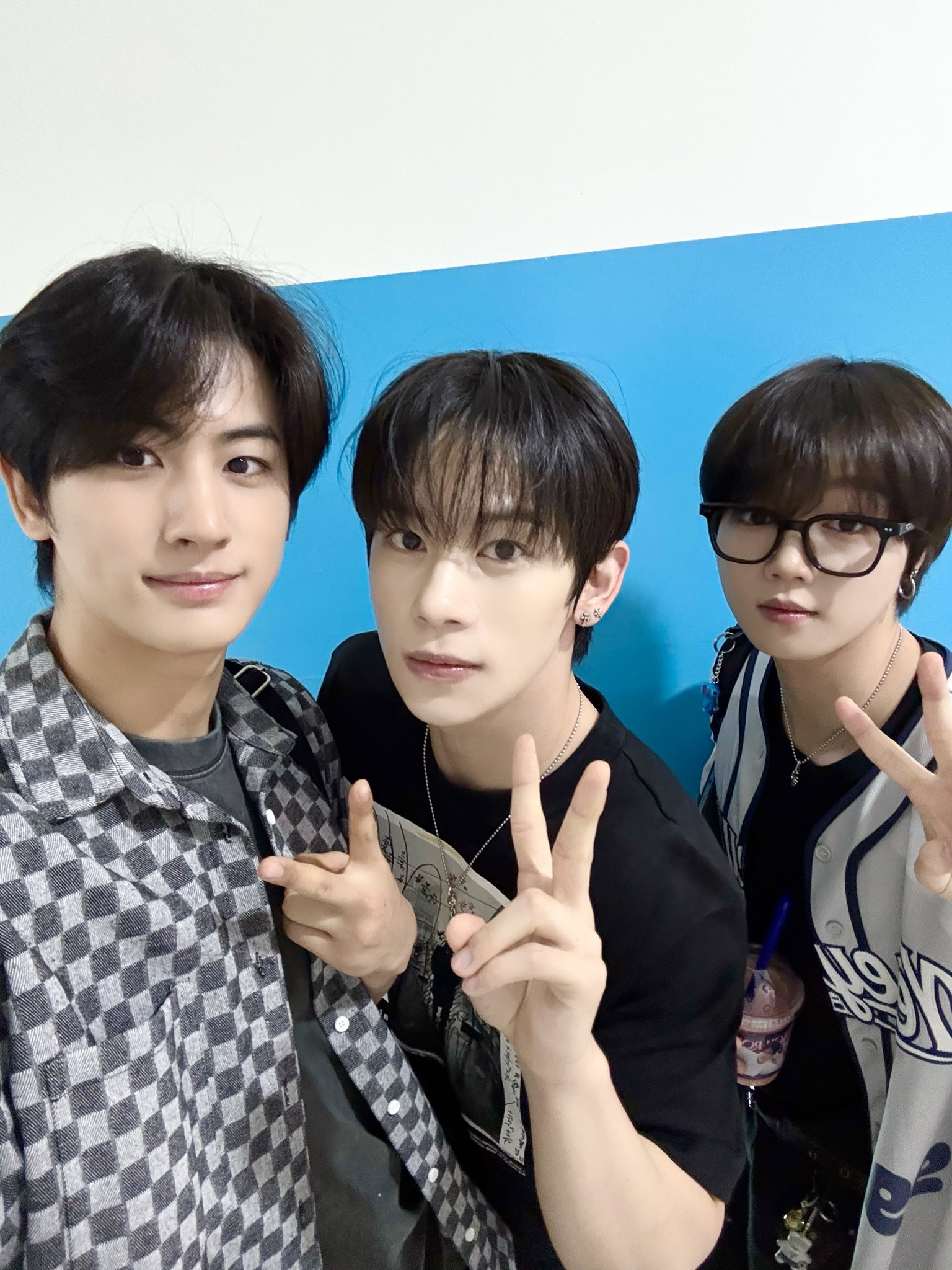 松田千奈　直筆サイン入り色紙 松田千奈 直筆サイン入り色紙 サイン用紙