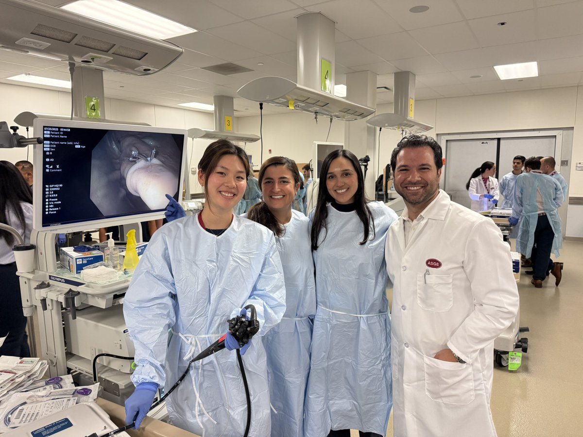 JamieYangMD's tweet image. “Learning, looping, and lots of laughs and bonding at the ASGE First Year Fellows Endoscopy Course! 💩❤️💩 @ASGEendoscopy #UCLAGI Thanks so much to all the instructors who volunteered their time to teach us this weekend!