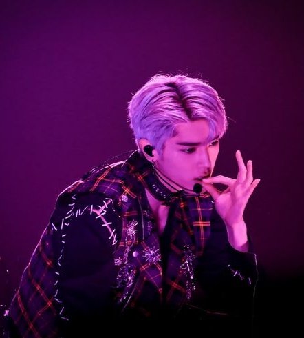 TeamLTY's tweet image. 140 days left until #TAEYONG returns from military service 🏃♀️🏃♂️