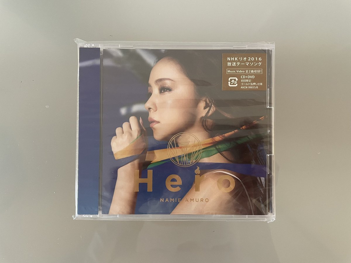 hanimage58's tweet image. 2016年7月27日に安室奈美恵ちゃんの「Hero」が発売されて9周年。NHKのリオデジャネイロでのオリンピック・パラリンピック放送テーマソングとして起用されました。2017年の紅白歌合戦に特別枠で出演された際には涙なしでは観られませんでした。聴く度に感動が甦る永遠の名曲です。
#安室奈美恵
#Hero