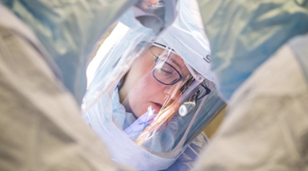 UCMOCECHE's tweet image. At UChicago Medicine, our experts deliver cutting-edge, personalized care for sarcoma patients. Learn more: uchicagomedicine.org/cancer/types-t…
#UChicagoMedicine #SarcomaTreatment #CancerCare #InnovativeTherapies