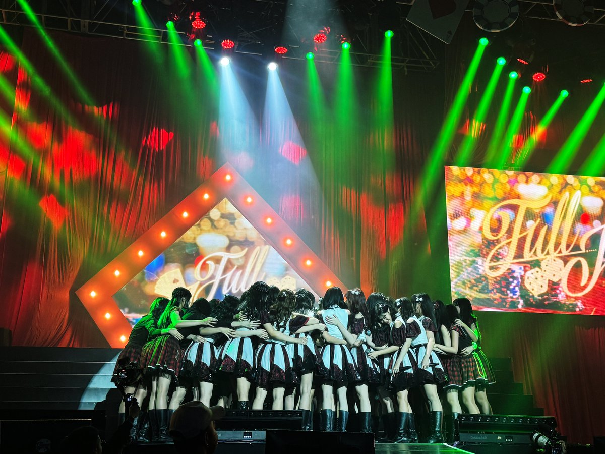 chocofy's tweet image. Kata temanku, semangat terus jkt48 dan cigreee