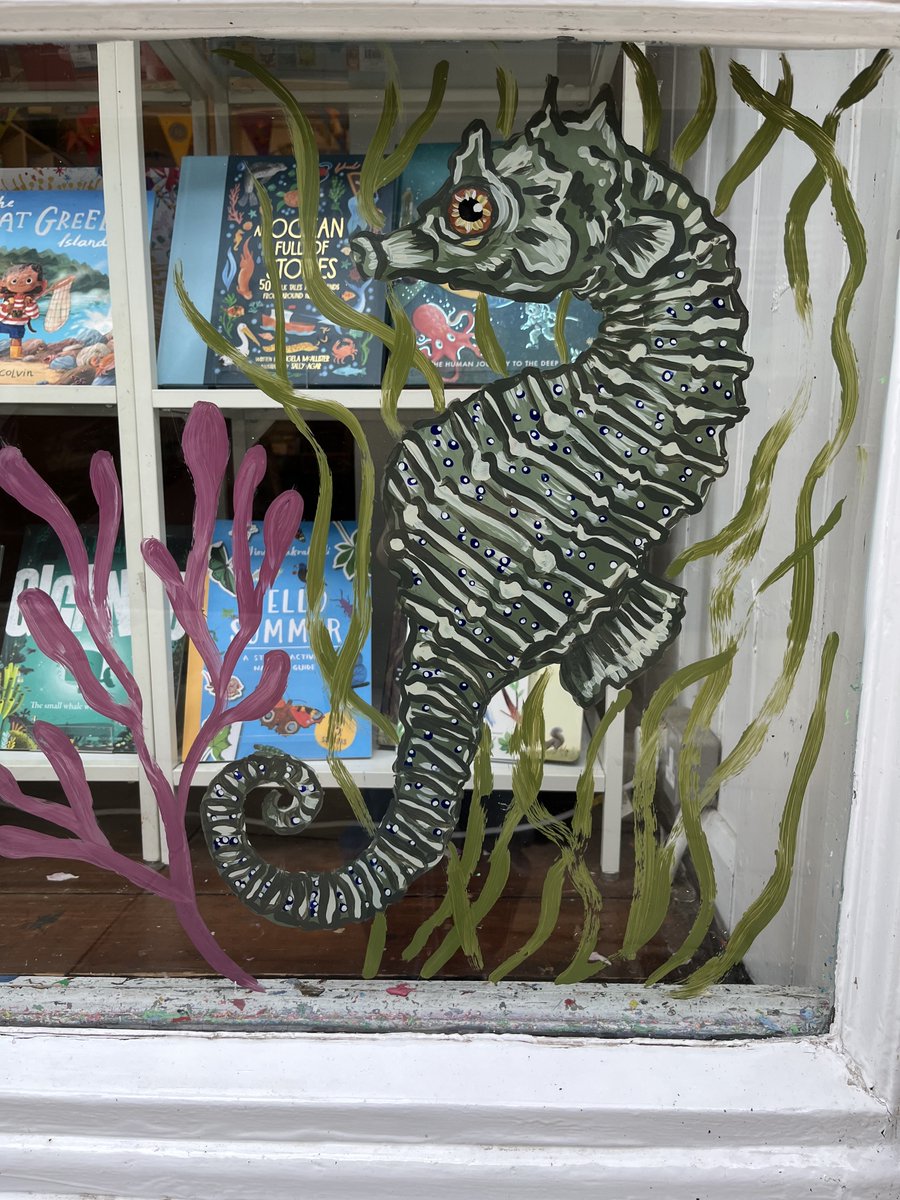 alligatorsmouth's tweet image. Our unbeatable summer window is here, painted by our incredible @anna_millais and the whole of Richmond will want to see it. Come along to see the underwater creatures visiting our window over the summer holiday!