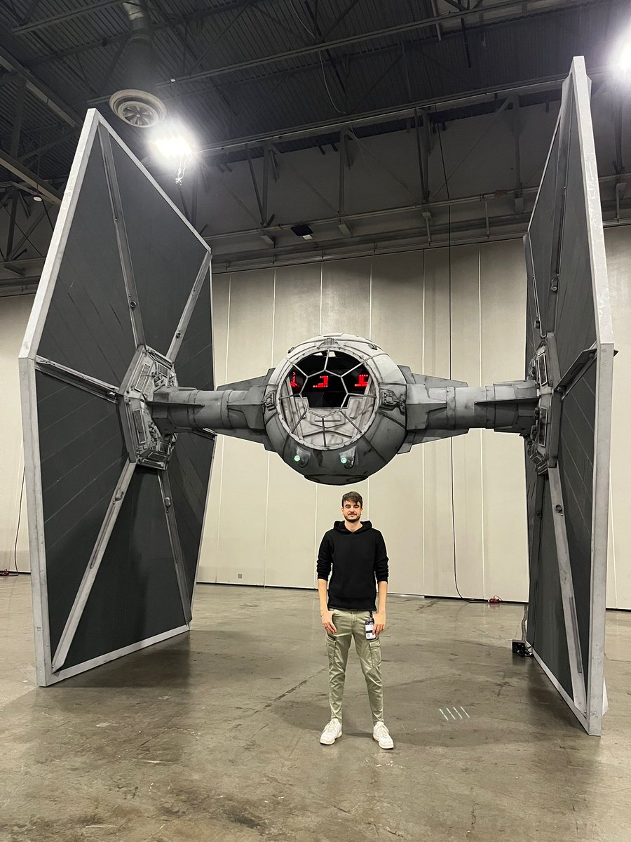Al final no hay Yate, me voy a comprar un Tie Fighter