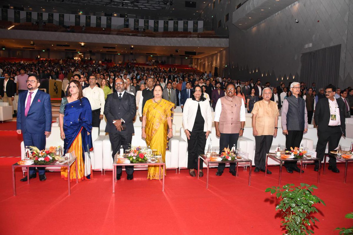 narayanantbjp's tweet image. It was my great privilege as an Independent Director in participating in the 56th anniversary of @RECLindia at New Delhi yesterday.
Honourable Union Minister of State for Power Shri. @shripadynaik , Mr. Pankaj Agarwal, Secretary, Ministry of Power, GoI, Shri. @srijitendraias ,…