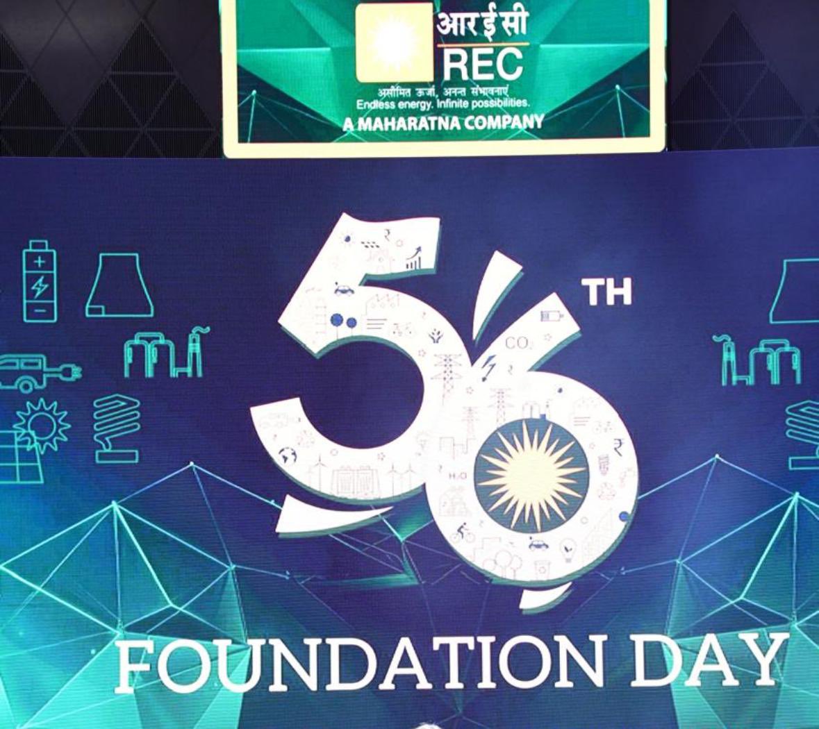 narayanantbjp's tweet image. It was my great privilege as an Independent Director in participating in the 56th anniversary of @RECLindia at New Delhi yesterday.
Honourable Union Minister of State for Power Shri. @shripadynaik , Mr. Pankaj Agarwal, Secretary, Ministry of Power, GoI, Shri. @srijitendraias ,…