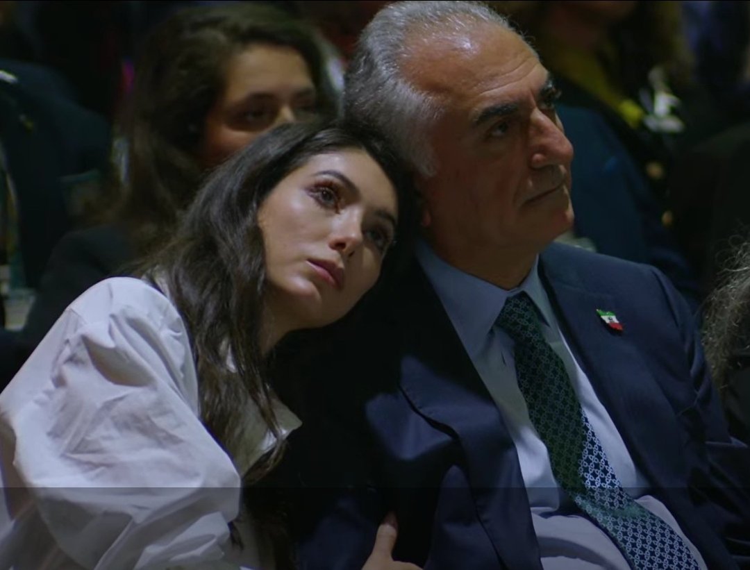 یعنی انگشتتون بشکنه اگه این پست لایک ریت نزنید 😍😍
#KingRezaPahlavi‌