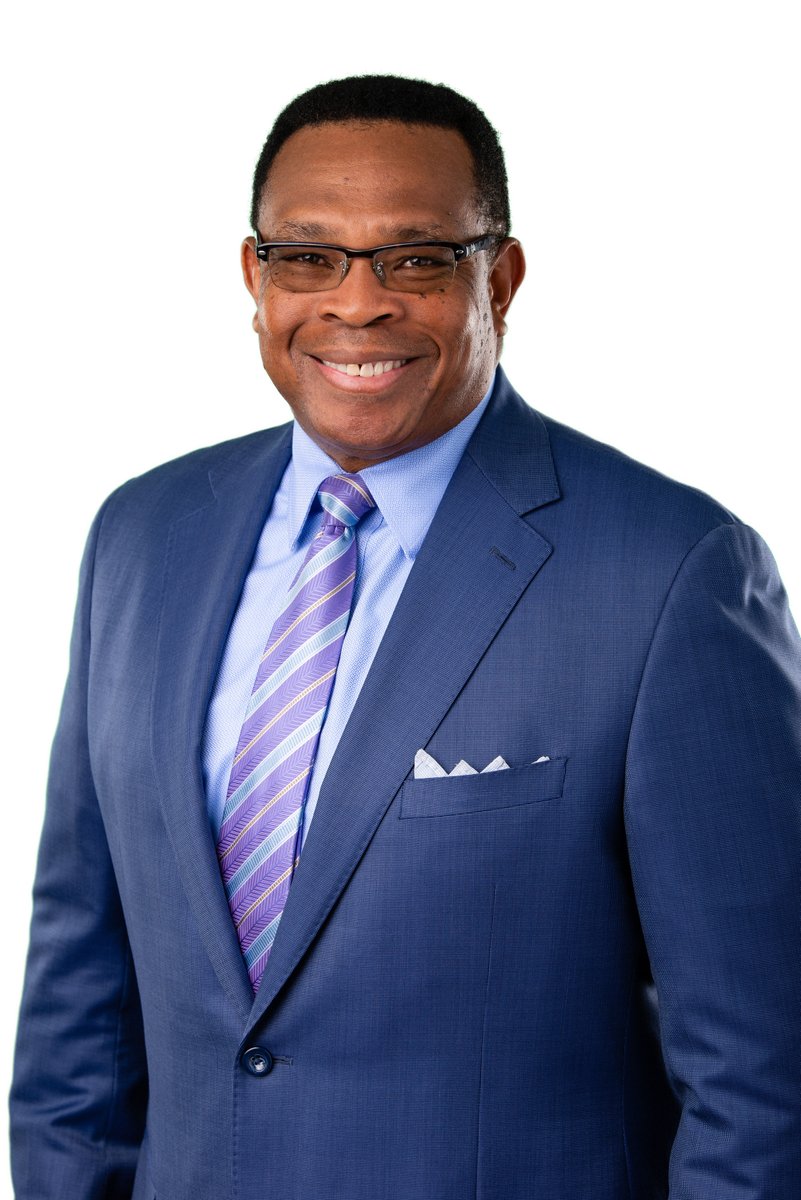 thecharpost's tweet image. Jesse Cureton has been appointed Queens University of Charlotte’s acting president and CEO.
Cureton, the board of trustees chair, assumes the top position while a national search is conducted for Dan Lugo’s successor. thecharlottepost.com/news/2025/07/2…