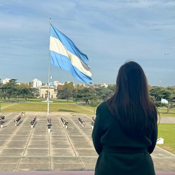 santinodezzotti's tweet image. Patria, bandera y sentir nacional.
@VickyVillarruel.
Todo por Argentina.