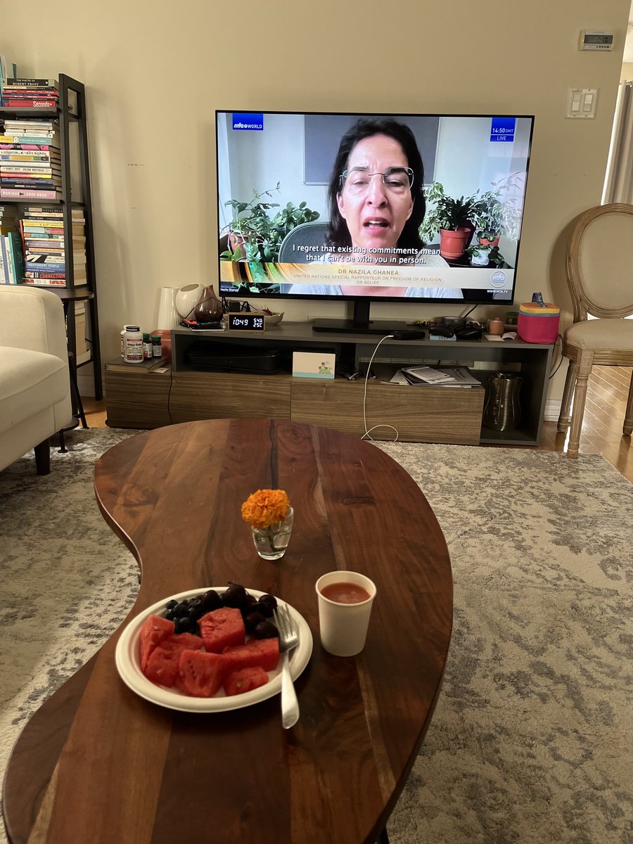 moongirl345's tweet image. All set and glued to MTA to enjoy  Day Two of Jalsa UK❤️ To enjoy spiritual food along with physical one! A long standing tradition of our beloved Jamaat since the time of Promised Messiah As❤️🥰
#jalsaUk
⁦@JalsaConnect⁩