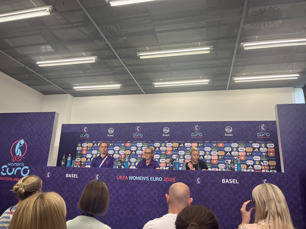 taraansonwalsh's tweet image. Hearing from Sarina Wiegman and Leah Williamson ahead of tomorrow night’s Euros final against Spain