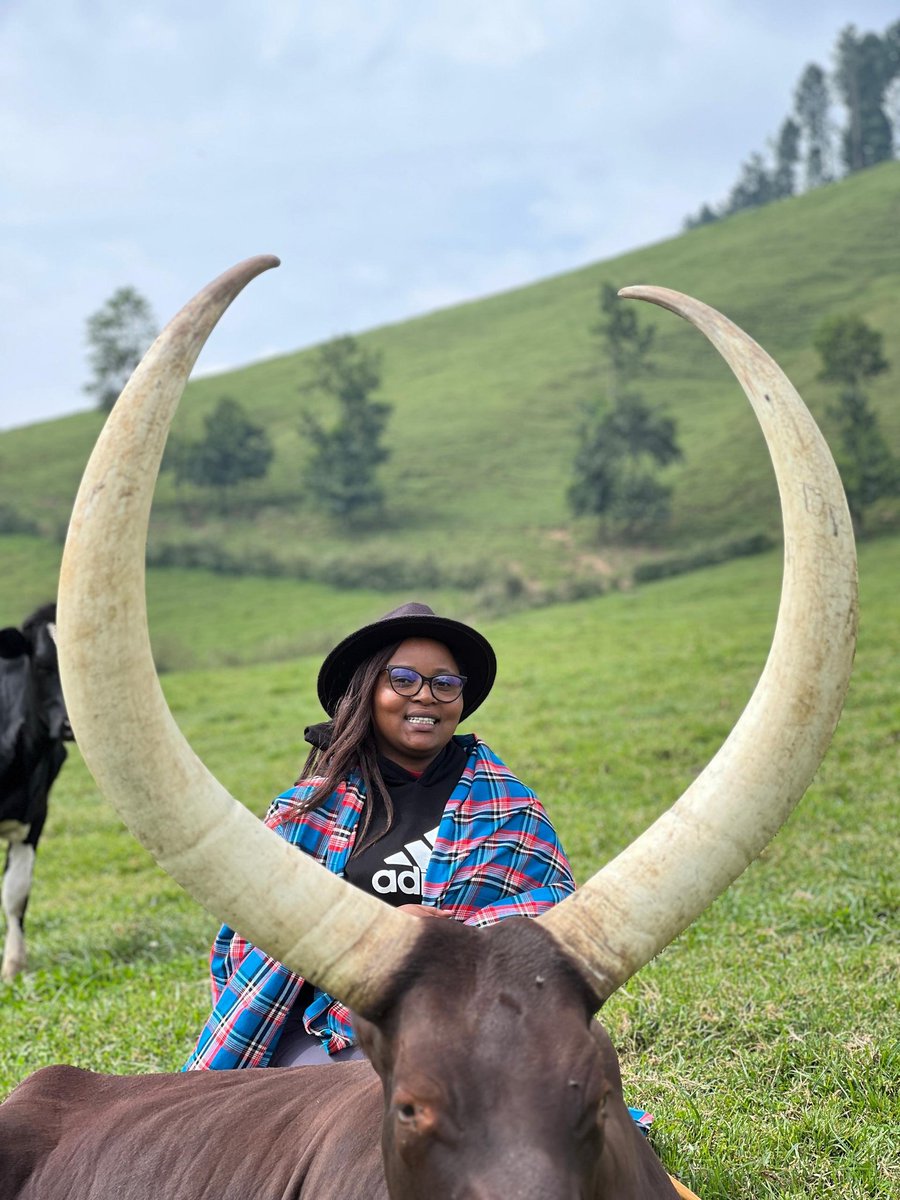 nkotanyi_5's tweet image. Best day ever🥰🥰
@Ngabo_Karegeya  na @Visit_Bigogwe
Mwakoze cyane kutwakira neza 
Muragahorane Amata😍😋