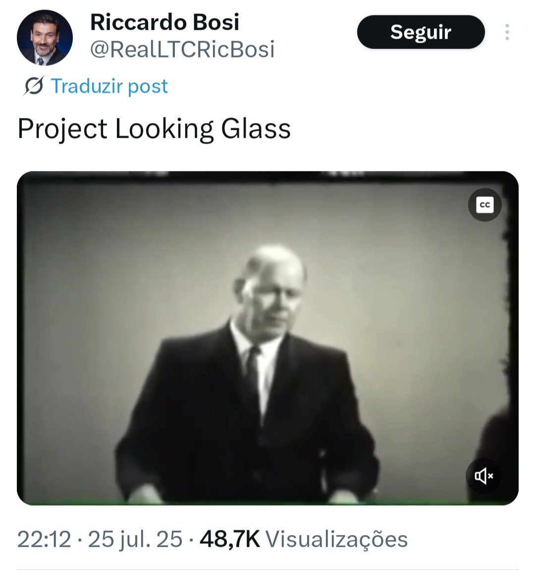 AnnaMonteiroAn1's tweet image. 🌩
👀⚠️⚠️⚠️
By Rafapal
O comandante dos Chapéus Brancos australiano, Ricardo Bossi, compartilhou uma entrevista antiga com um cientista que afirmou que já nos anos 50 haviam fabricado a "máquina do tempo".
Entre outras coisas, afirma que conseguiram se conectar com o que foi…
