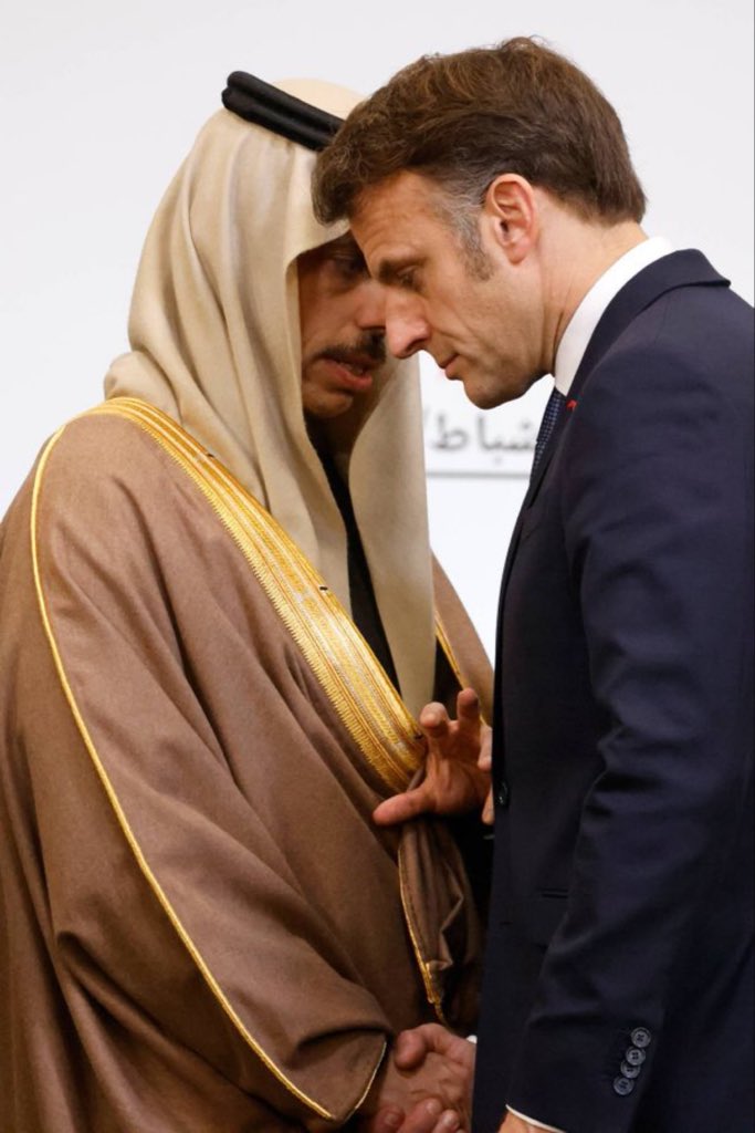 A_Alareb's tweet image. رويترز: "السعودية ضغطت على فرنسا لعام كامل من أجل الاعتراف بفلسطين بتوجيه ودعم ومتابعة ولي العهد السعودي وبجهود دبلوماسية وجولات دولية قادها وزير الخارجية الأمير فيصل بن فرحان !!