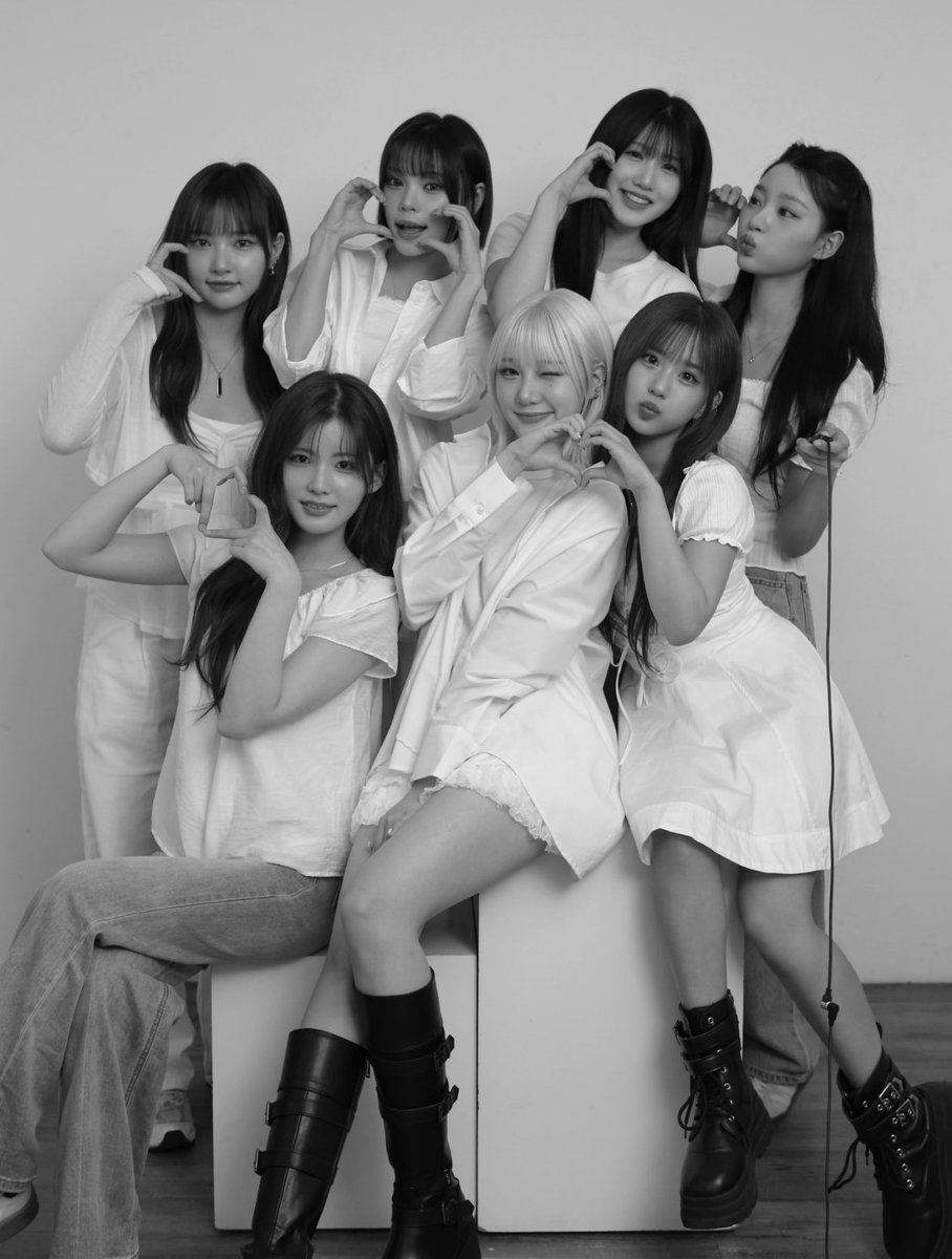 CSRGLOBAL_'s tweet image. [📸] 250727

my._.9umi Instagram Update

“3 years of CSR ✨”

3 YEARS WITH CSR
#3YearsWithCSR
#FirstLoveFor3Years
#첫사랑이랑_함께한_3년
#GEUMHEE #CSR #첫사랑 @CSR_offcl