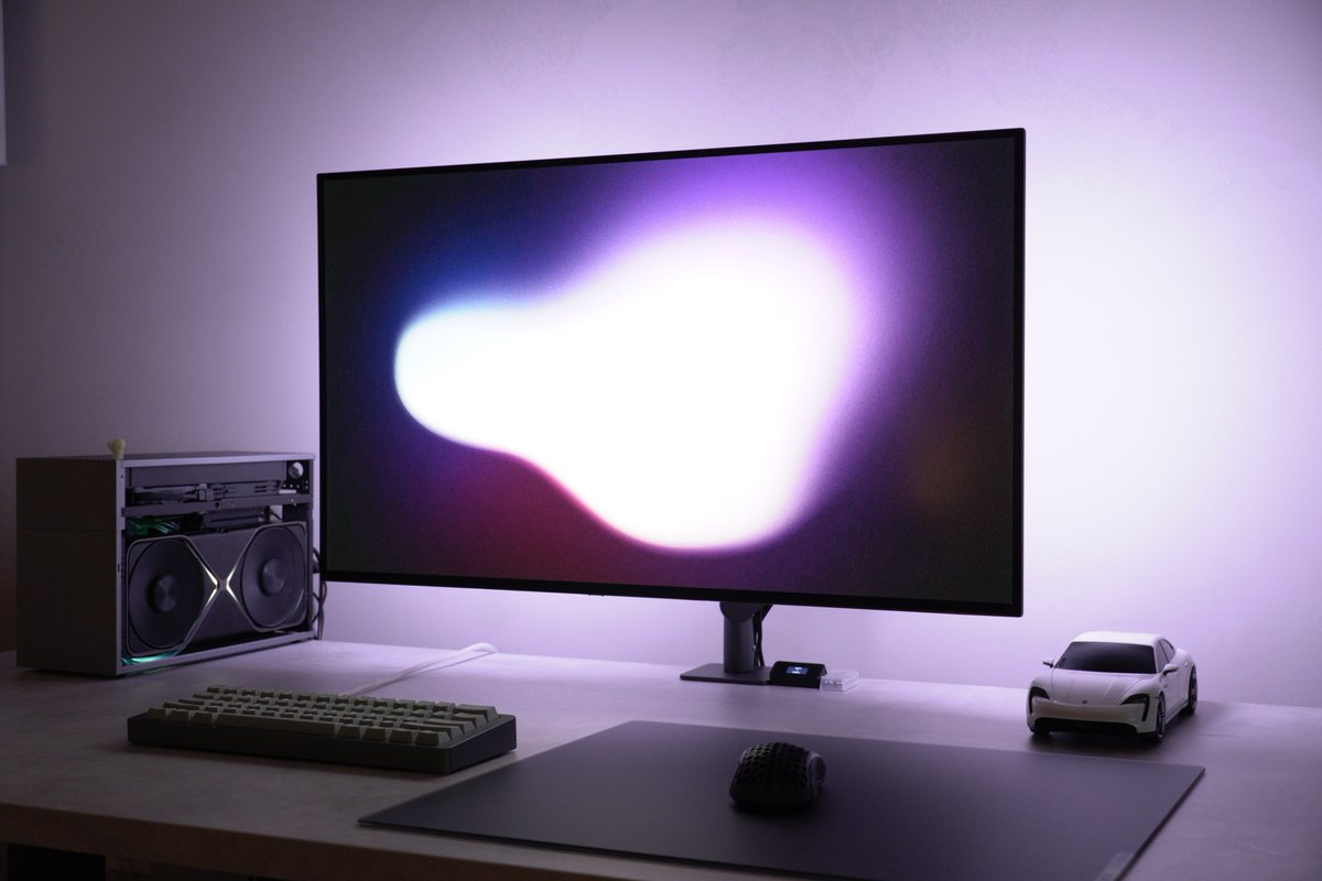 wwoIff's tweet image. purple void #desksetup