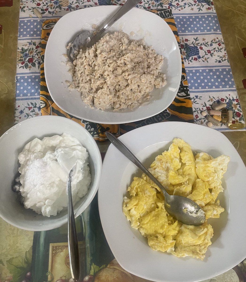 Fuel that ol’ thrower body - eggs, Greek yogurt, cottage cheese, creatine, oatmeal and  few supplements like a multivitamin and fish oil.  Down 30+ lbs post hip replacements with cleaner eating and regular workouts.  More muscle too!💪