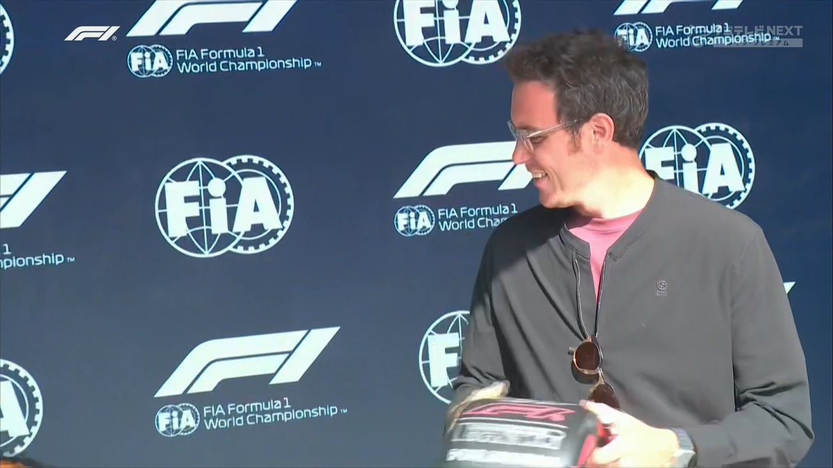 defD11's tweet image. 余所見してたらティエリー・ヌービルいたw
たしかにベルギー人だもんねw #F1jp #WRCjp