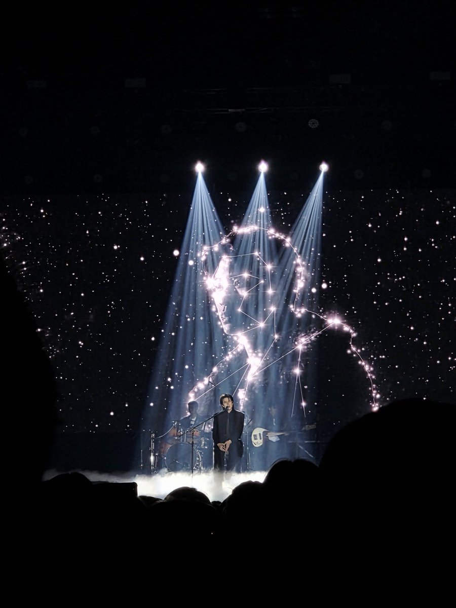 aheyekrn's tweet image. ดีใจที่ได้มาดูผลงานของพี่แจ็คกี้ในครั้งนี้มากก วันนี้หนูเอนจอยมาก และเชื่อว่าคนดูทุกคนก็ได้รับความสุขกลับไปแน่นอน พี่แจ็คภูมิใจในตัวเองได้เยอะ ๆๆๆ เลยย🌟 ยินดีกับแฟนคอนครั้งแรกด้วยคับ ! 
#JACKIE_The1stFANCON_DDAY