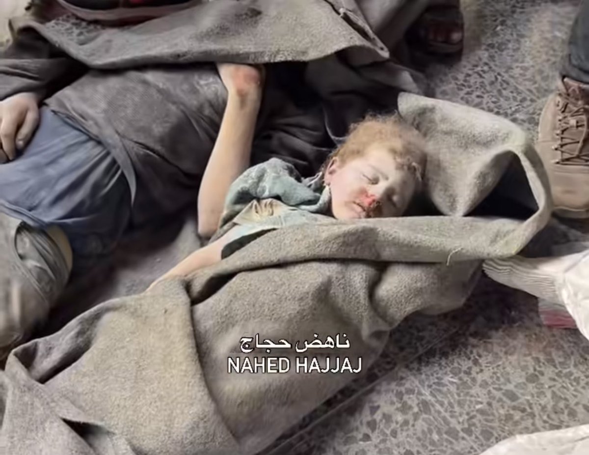 nabilsamman2's tweet image. Nightmares planted here beside me and in my throat, and a shiver of hunger shakes the heart, and the eyes cry for a child who is innocent and dies among his family and loved ones, who do not have the right to put him under the rubble.