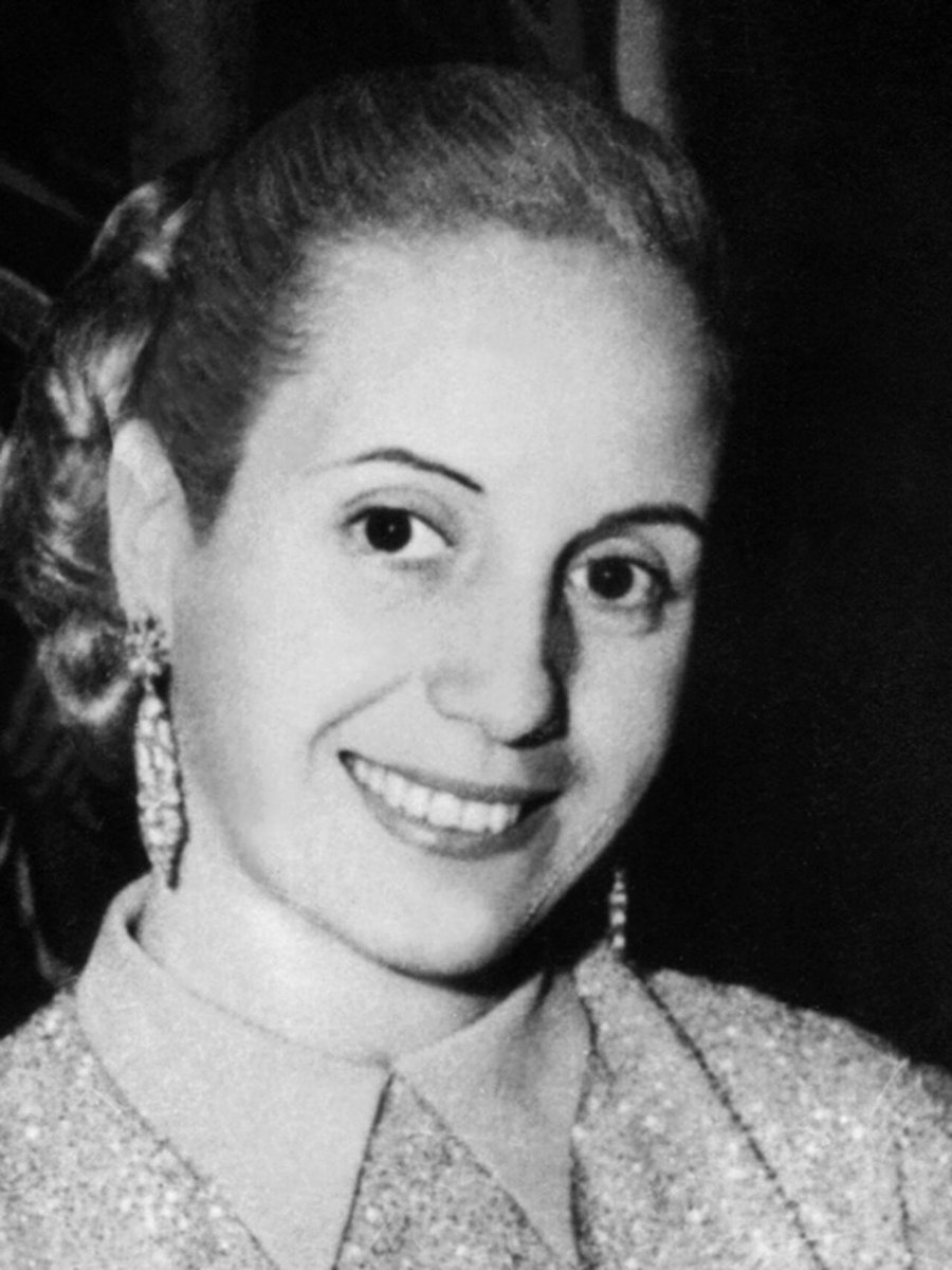 Evita vive en cada lucha por la justicia social, porque no hay futuro digno sin memoria, organización y coraje. En tiempos donde el gobierno nacional desprecia los derechos de las mayorías, reafirmamos su legado y abrazamos la política como herramienta transformadora.
#Evita 🤍