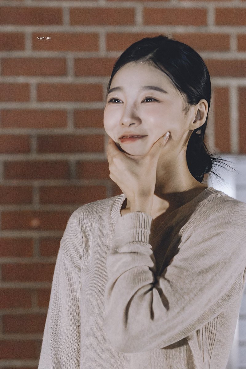 unnbre11a_pic's tweet image. 250726 #이서영

아궁빵을 궁딩이빵이라고 말한 건 다들 비밀로 해주기야
