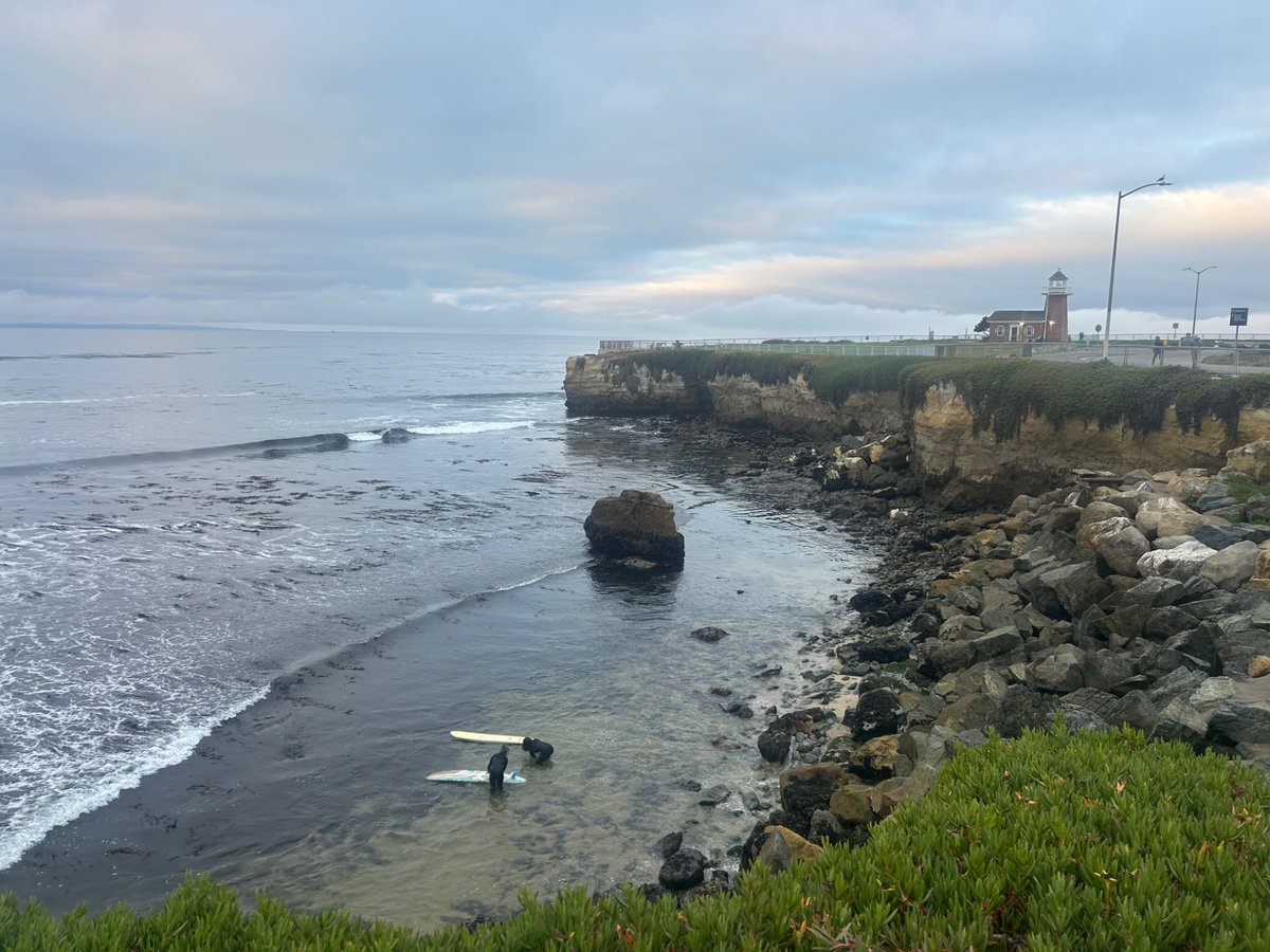 BrianStofiel's tweet image. GM
finally hit the house at 3:30 am last night from the west coast.
no joy we will not be discussing the surfing🤣😂
it’s pretty (damn cold water)