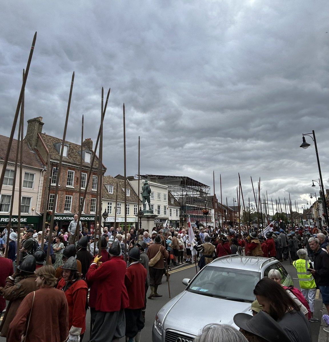 VeryBritishProblems tweet media