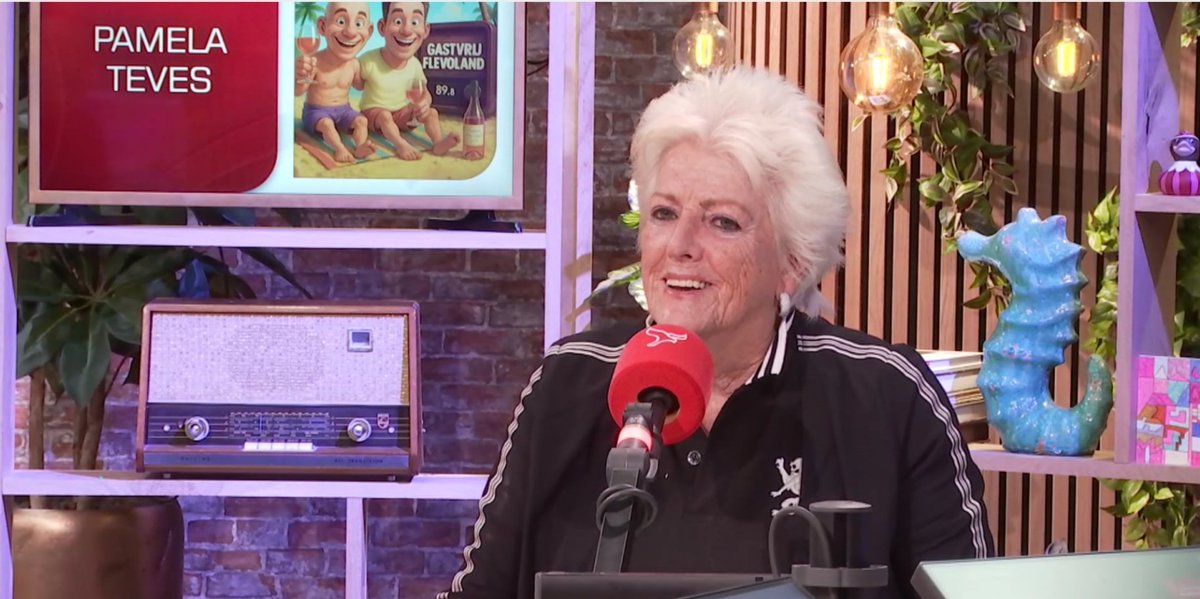 Afgelopen week was actrice Pamela Teves te gast @omroepflevoland. 
Een bijzonder interview over oa passie voor het acteervak, het #theater, #OnderwegNaarMorgen, #GTST en ze onthult.... Lees verder op Instagram.com/AshwiniLive

#PamelaTeves #ONM #GTST #soapserie #film #Sinterklaas
