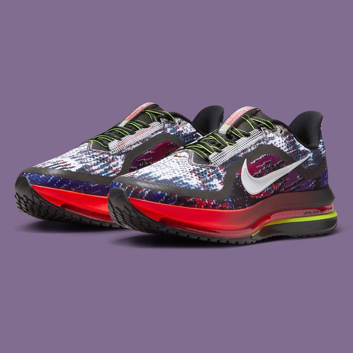 SBDetroit's tweet image. Nike Pegasus Premium “Multi Pixel” 👾
COMING SOON: sneakerbardetroit.com/nike-pegasus-p…