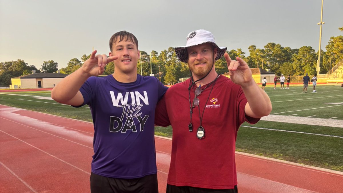 Six Star Football | PLUS+ (@sixstarfootball) on Twitter photo MIDWESTERN STATE PROSPECT CAMP COVERAGE | A look at some of the top OL talents that shined
🔥A look at top talents that turned heads at Midwestern State
📖Scouting Reports + Standouts
STORY:▶️sixstarfootball.com/article/midwes…
<a href="/MarcellusAkai/">EnoEmem-Marcellus Akai 🇳🇬</a> <a href="/BoBarrettCS/">Bo Barrett</a> <a href="/BungoBrock/">Brock Bungo</a> <a href="/ParkerCecil56/">Parker Cecil</a> MIDWESTERN STATE PROSPECT CAMP COVERAGE | A look at some of the top OL talents that shined
🔥A look at top talents that turned heads at Midwestern State
📖Scouting Reports + Standouts
STORY:▶️sixstarfootball.com/article/midwes…
<a href="/MarcellusAkai/">EnoEmem-Marcellus Akai 🇳🇬</a> <a href="/BoBarrettCS/">Bo Barrett</a> <a href="/BungoBrock/">Brock Bungo</a> <a href="/ParkerCecil56/">Parker Cecil</a>