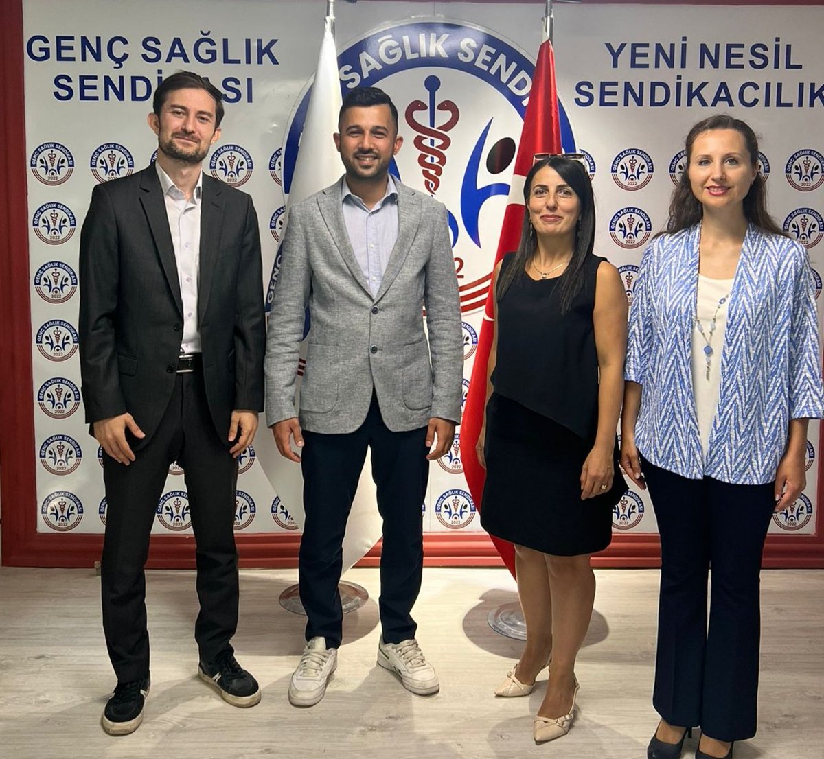 Kamu Sağlıkçıları Derneği Yönetim Kurulu üyeleri, Genç Sağlık Sen - Genç Eğitim Sen Hukuk Müşaviri Sn. Av. Muhammed Ali Genç'i ziyaret etmiştir. Dernek çalışmalarımız ile ilgili istişare ettiğimiz Sn. Genç'e destekleri için teşekkür ederiz. 

<a href="/AvAliGenc/">Av.Muhammed Ali Genç</a> 
<a href="/kamsagder/">KAMU SAĞLIKÇILARI DERNEĞİ</a>