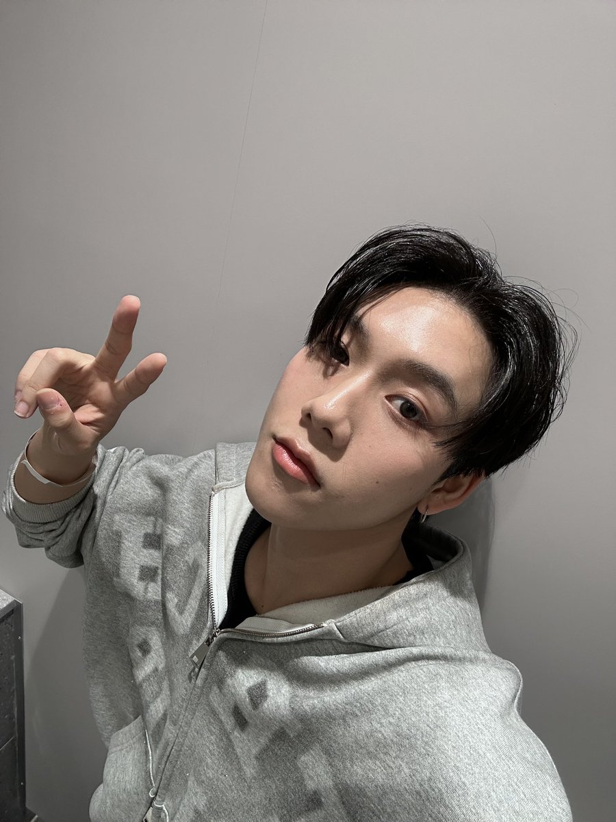 Jorjamesu's tweet image. วันนี้พี่แจ๊คกี้เก่งที่สุดง้าบ 🙏🏻🫶🏻  
#JACKIE_The1stFANCON #JACKIE_The1stFANCON_DDAY