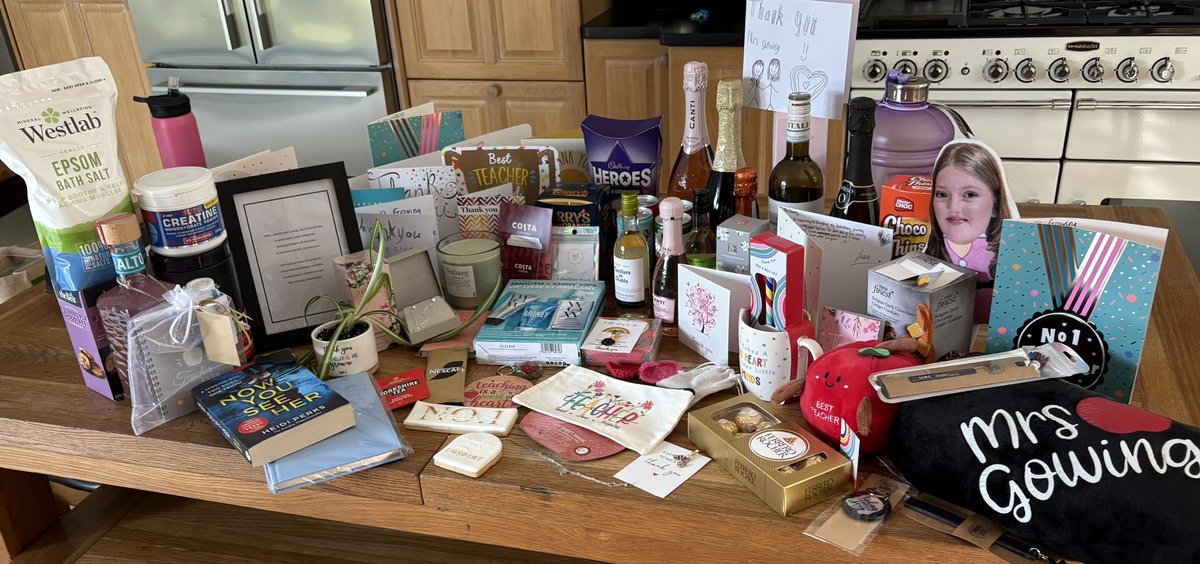 I am blown away by the kindness and generosity shown…. Thank you so very much. It has been an honour to have been the Willow class teacher this year and I wish you all a wonderful summer break. See you all in September 💙