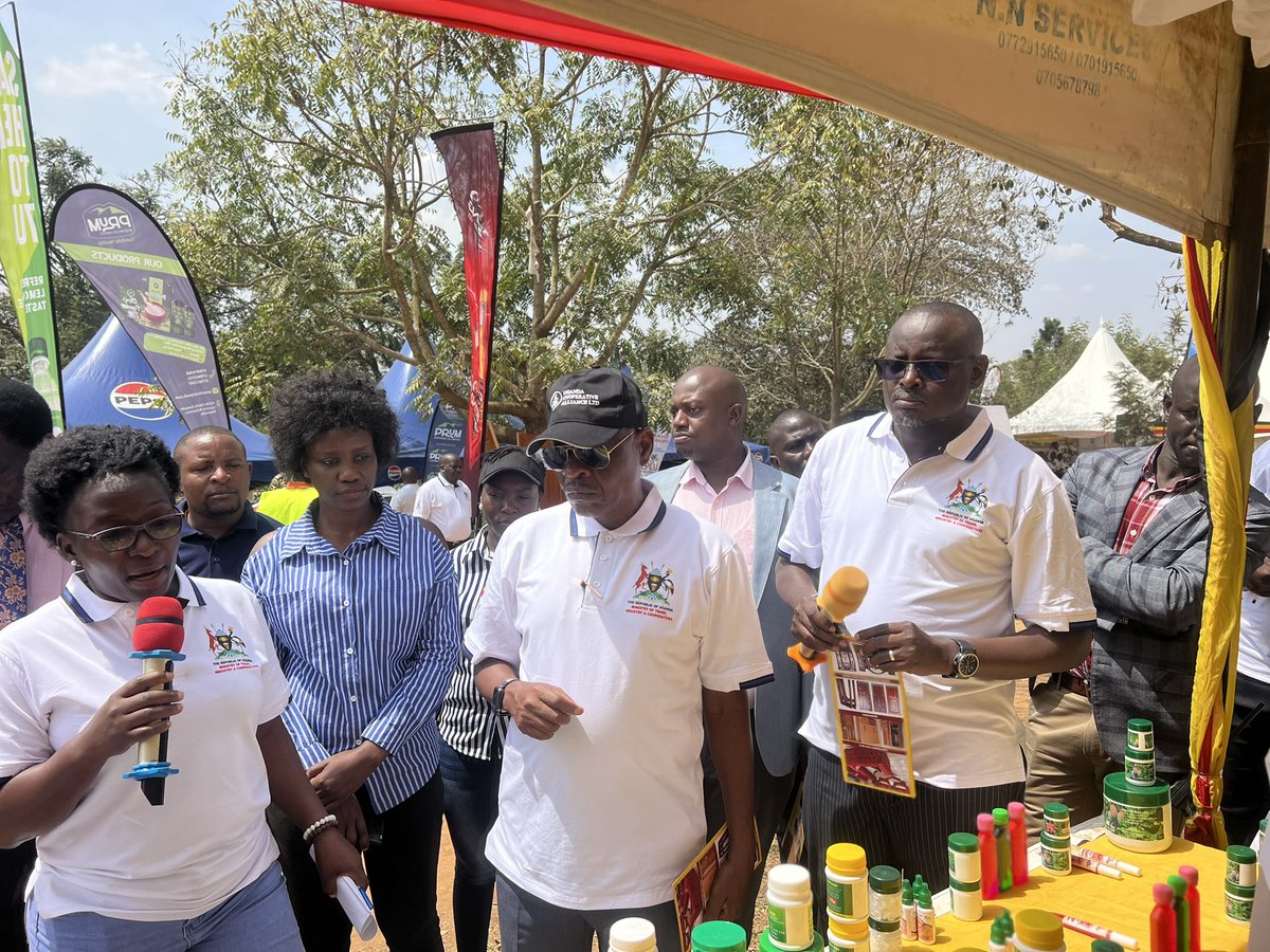 Kachaina1's tweet image. 'In the current Financial Year, @GovUganda has doubled the budget of @UNBSug to increase their capacity to support MSMEs to certify their products. This increment will enable @UNBSug to set up more laboratories in different regions' - Hon. Gen. Mbasu Mbadi. /2 #BUBUTradeshow2025