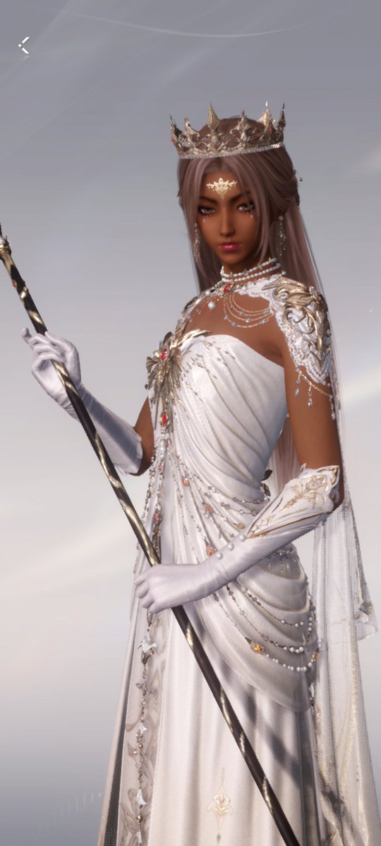 Xayrus07's tweet image. 😩🤍✨️the dresses are so pretty  on them ,