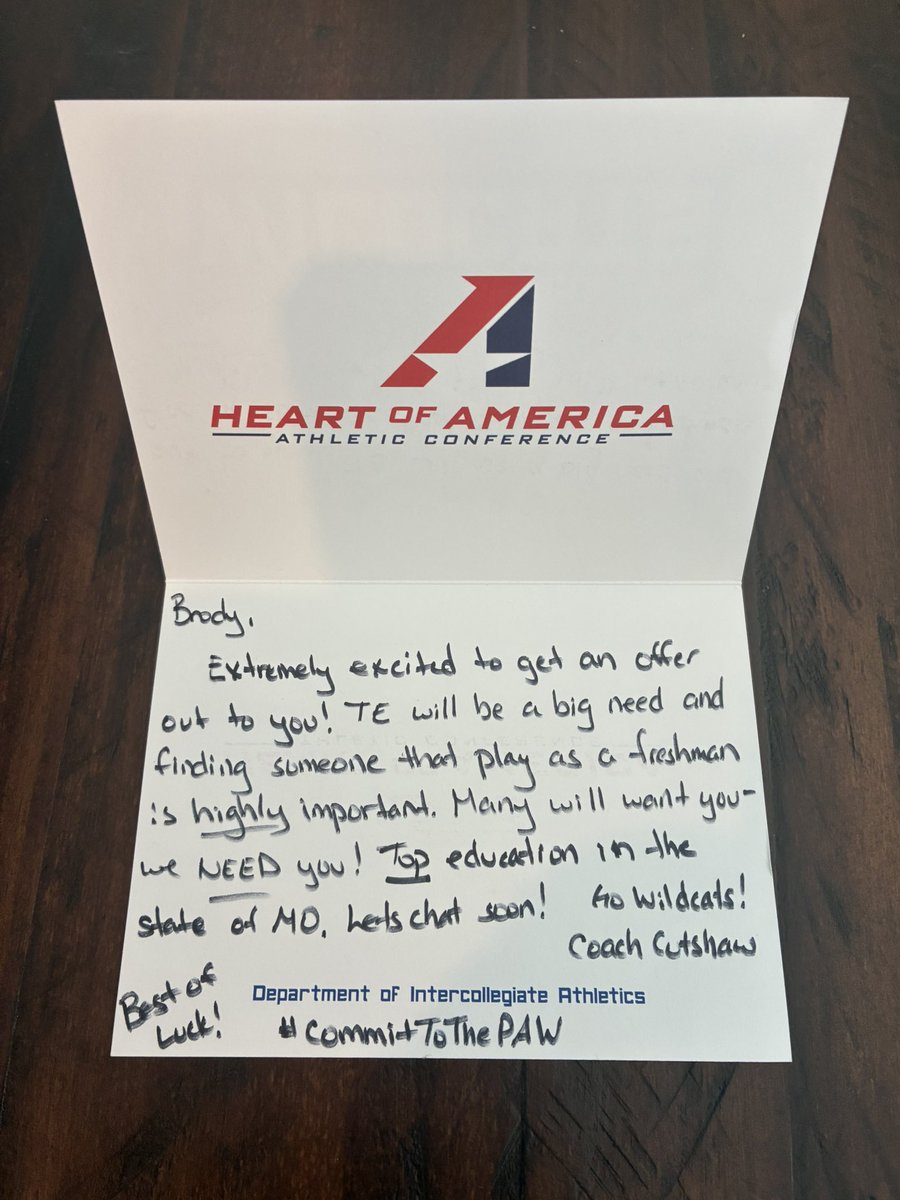 TheHermanator14's tweet image. It’s the little things that lead to REAL RELATIONSHIPS!
Thank you @CoachCutshaw and @CSCwildcatsFB for the OFFICIAL OFFER!
(And the personal note!)
@CoachBHerman
@GTEagleFootball
@GTCoachFlores @JakeCoulson3