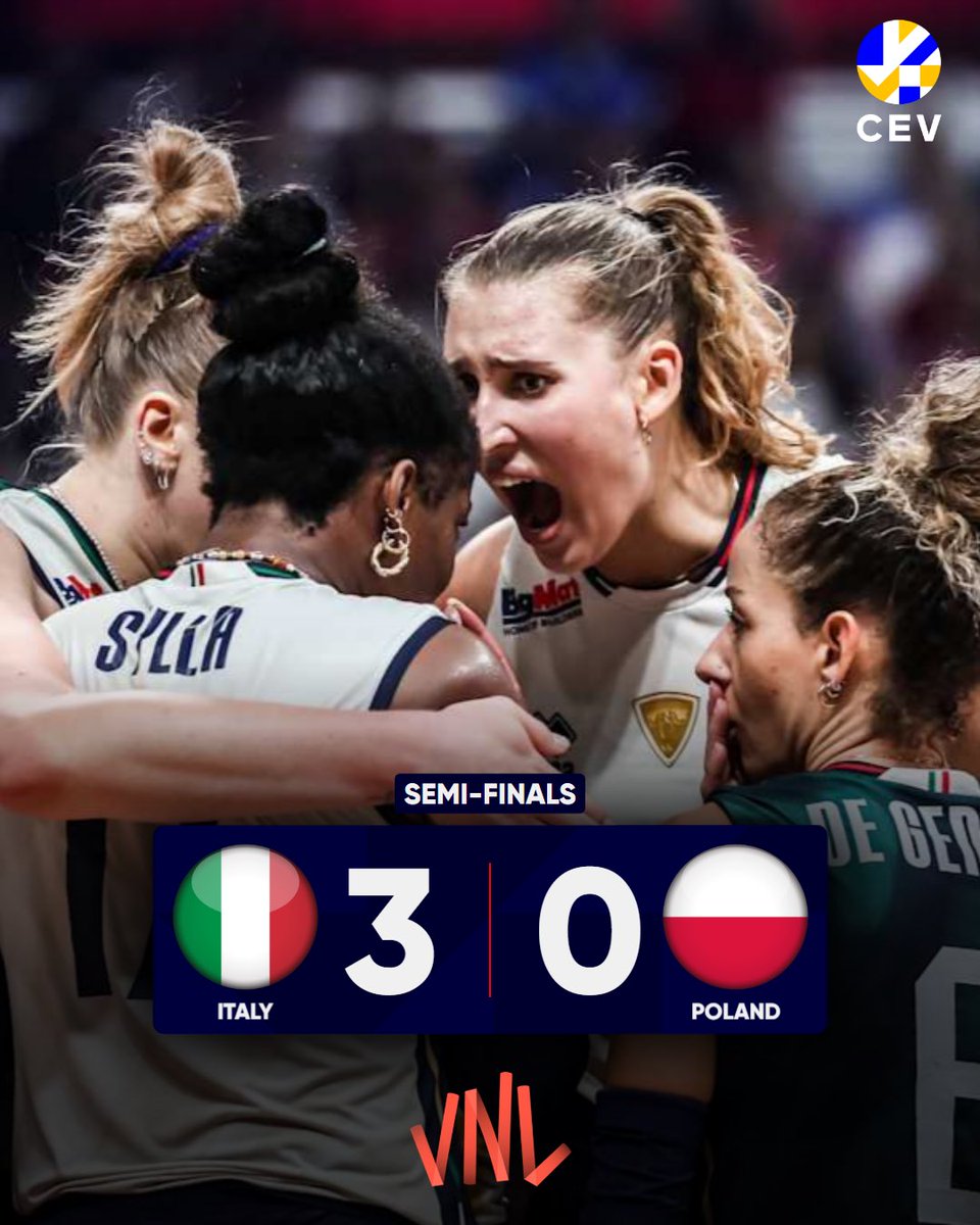 CEVolleyball's tweet image. 🇮🇹 Italy take down 🇵🇱 Poland in the #VNL2025 semifinals! 🔥
The defending champions remain unbeaten and march into the final! 💪🏐

📸 @volleyballworld
#Volleyball #EuropeanVolleyball #VNL2025