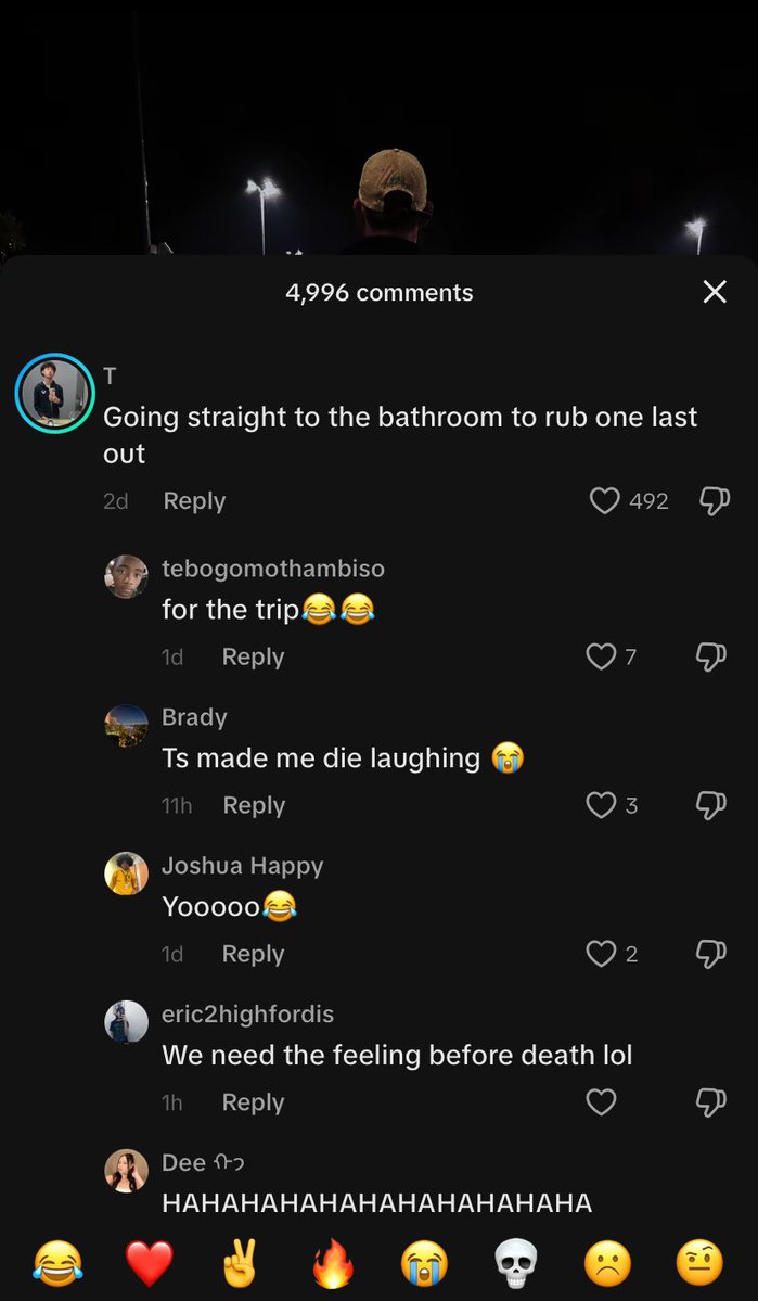 nobod3yyyy's tweet image. Mad people everywhere😭