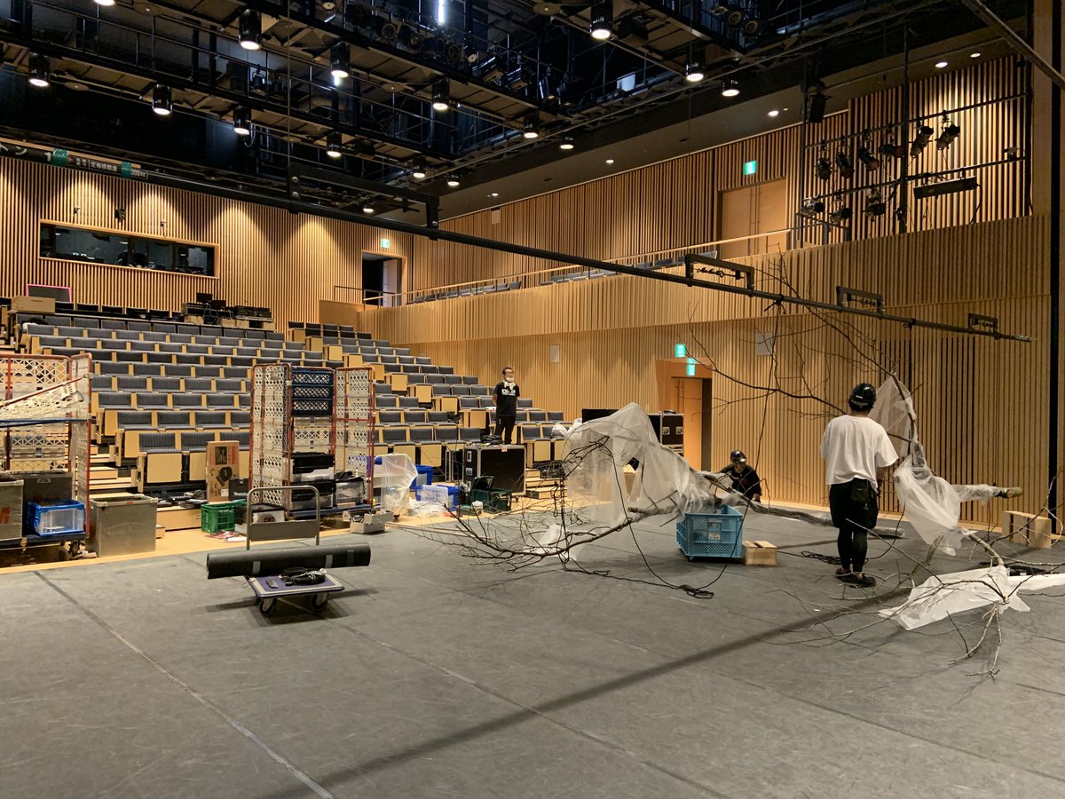 「はまなかあいづで『四季』全楽章を踊る」

明日から、福島県白河をスタートして
福島県内4ヶ所をツアーします！

地元の方に楽しんでもらえるように作っているので、明日、どんなふうな反応があるか楽しみ…！