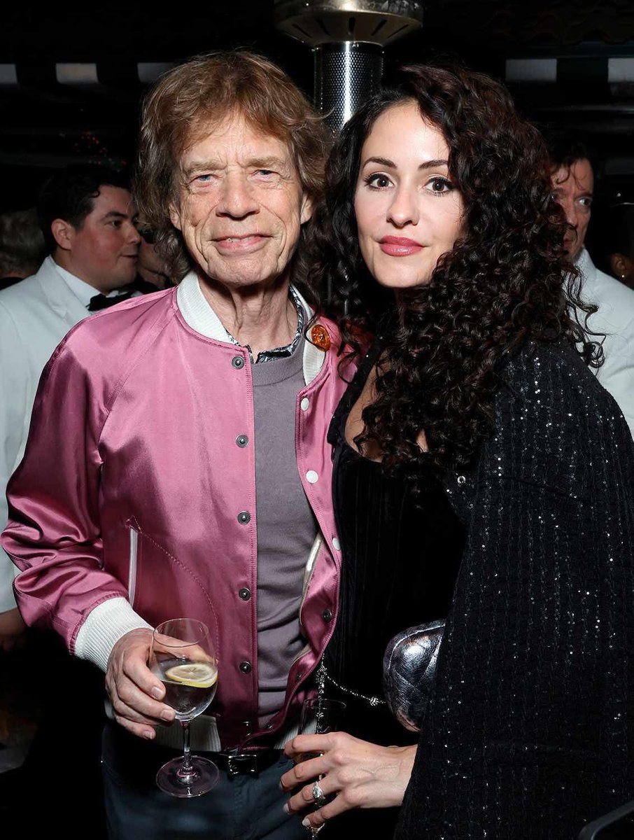 fred79977's tweet image. Mick is 82 today and here he is pictured with former ballerina girlfriend and fiancé Melanie Hamrick age 37…..the man is simply a legend!
#MickJagger #RollingStones