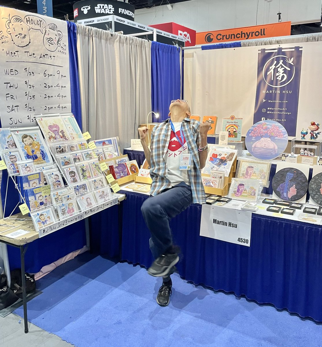 MartinHsu's tweet image. Itβs SATURDAY at #SDCC!! Catch me at booth 4530! Limited stock remains so donβt miss out. Letβs GOOO! π€©π€©π€©